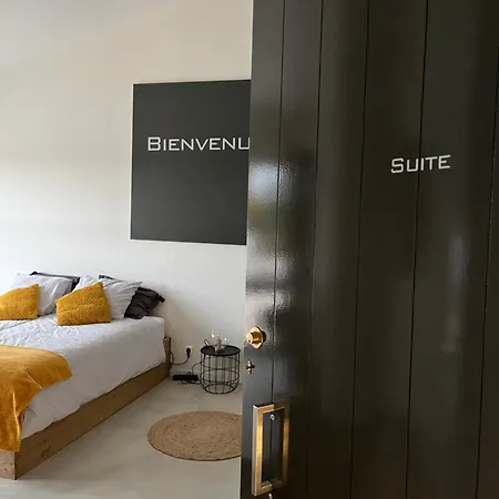 La Maison Culier Alojamento de Acomodação e Pequeno-almoço Saint-Cyprien (Lot)