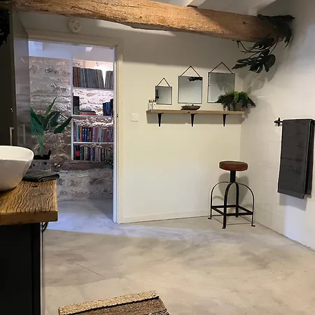 La Maison Culier Alojamento de Acomodação e Pequeno-almoço 3*