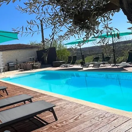 Alojamento de Acomodação e Pequeno-almoço La Maison Culier 3*